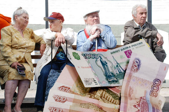 В 2018 году работающим пенсионерам с низкой зарплатой могут вернуть индексацию страховых пенсий: последние новости из Госдумы