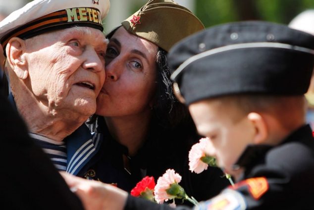 Сколько пенсия у ветеранов Великой Отечественной войны?