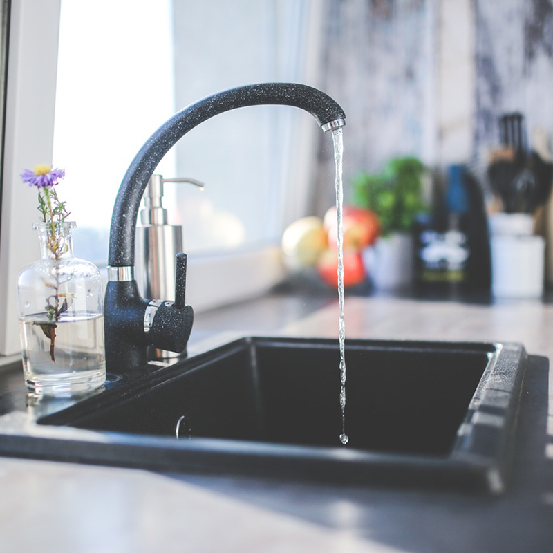 Как сэкономить воду в квартире с счетчиком?